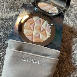 La Mer the Illuminating Powder